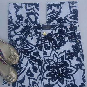 Chico's So Lifting Black & White Crop Jean SZ 0-XS